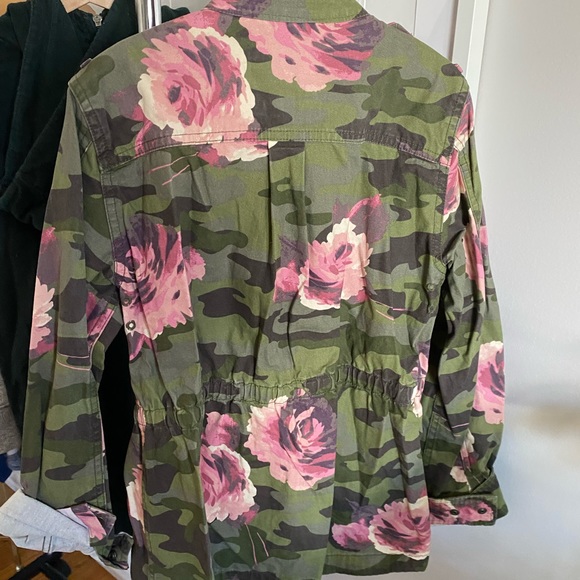 gap floral camo jacket size XL kids - Picture 2 of 4
